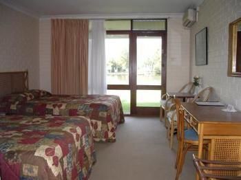 Motel Hibiscus Lakeside 3*